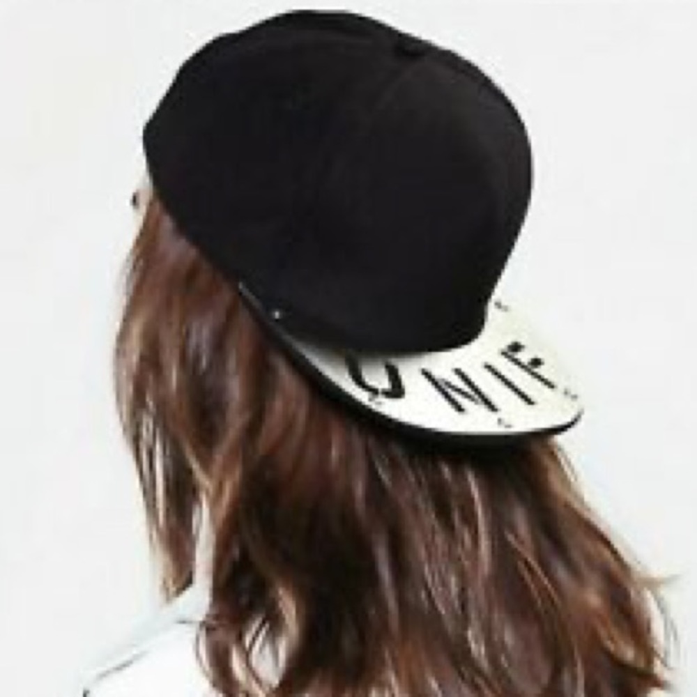 Unif black SnapBack